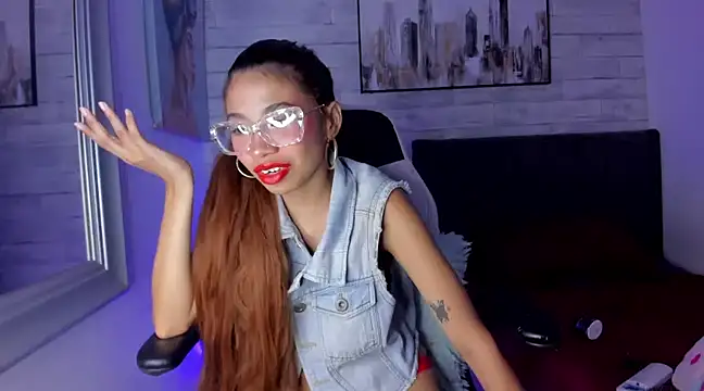 Snapshot of Aida_princess chatting on 03-18-25, 11:09 Aida princess online show from 03-18-25, 11:09