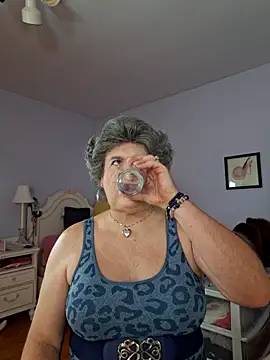 Victoriatv1 online show from 10-18-25, 10:54