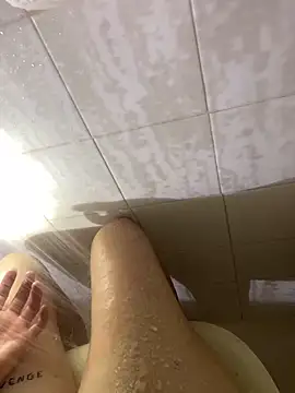 Snapshot of 1Zoey101 chatting on 03-06-25, 09:47 1Zoey101 online show from 03-06-25, 09:47