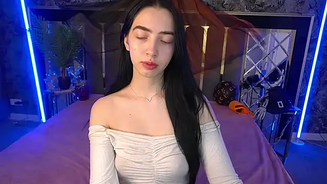 WildKittenX  online show from 10-29-25, 06:48