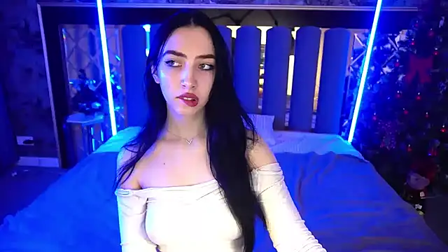 WildKittenX  online show from 12-19-25, 06:42