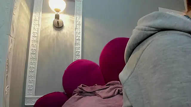 Bonniie 22 online show from 12-05-25, 03:52