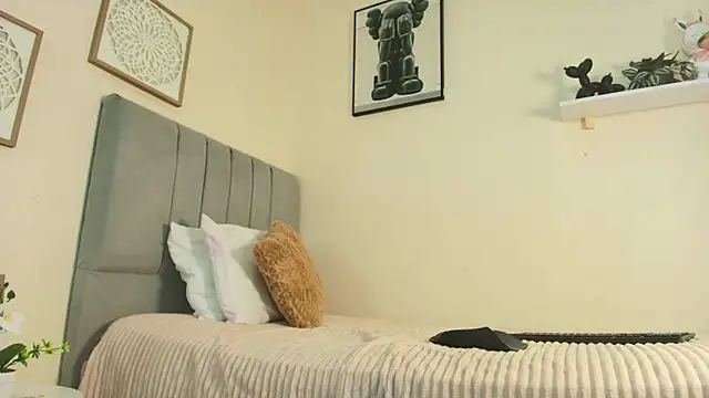 mary cute9 online show from 04-14-26, 12:22