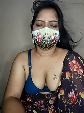 Snapshot of Bagi-Sexy chatting on 03-07-25, 09:17 Bagi-Sexy online show from 03-07-25, 09:17