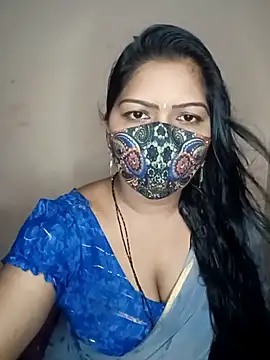 Snapshot of Bagi-Sexy chatting on 03-19-25, 07:17 Bagi-Sexy online show from 03-19-25, 07:17