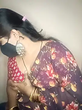 Snapshot of Bagi-Sexy chatting on 10-05-25, 07:56 Bagi-Sexy online show from 10-05-25, 07:56