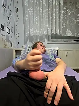 GinzouGay online show from 11-10-25, 10:20