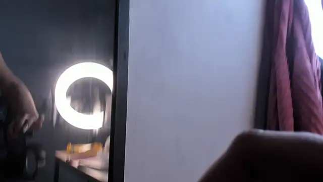 Sienna miller 27 online show from 03-20-25, 02:42