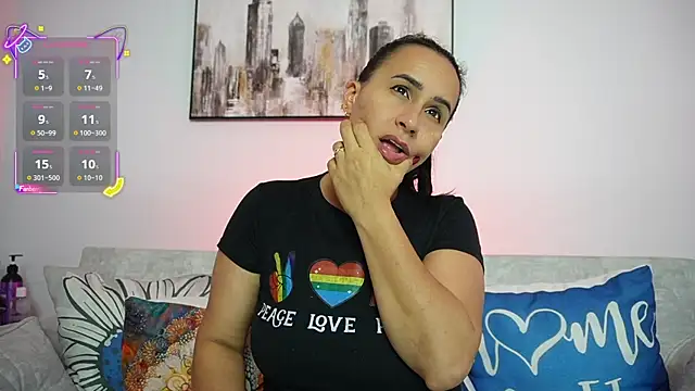 Sara Charmy online show from 10-07-25, 11:29