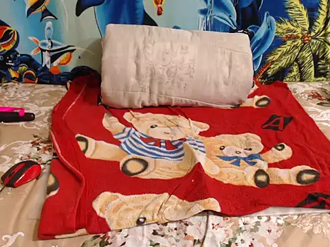 ChocolateClit online show from 10-08-25, 04:37