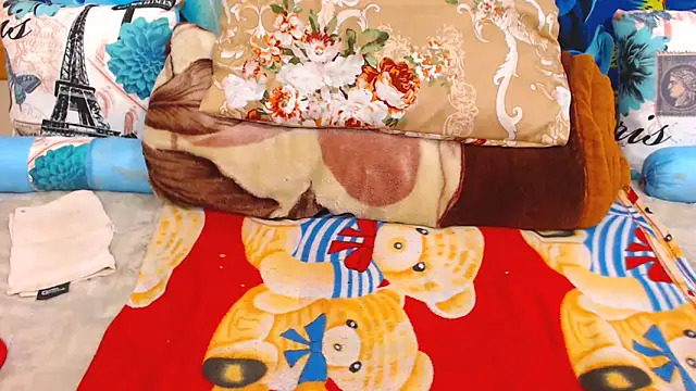 ChocolateClit online show from 11-09-25, 04:16