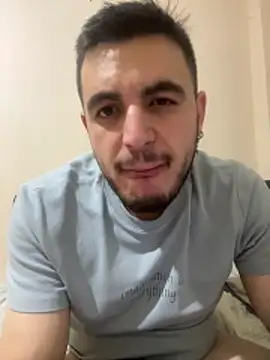 Snapshot of Iamcan_07 chatting on 12-13-25, 08:58 Iamcan 07 online show from 12-13-25, 08:58