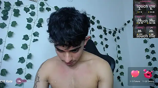 Snapshot of Noah_milleer chatting on 03-12-25, 08:31 Noah milleer online show from 03-12-25, 08:31