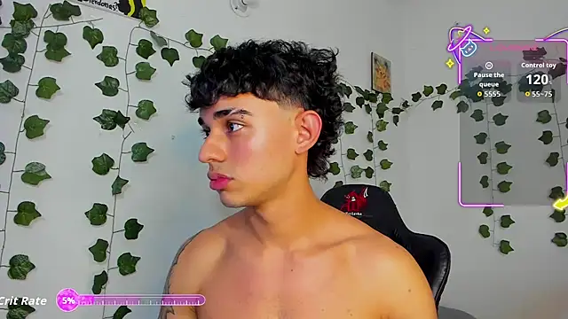 Snapshot of Noah_milleer chatting on 09-25-25, 11:41 Noah milleer online show from 09-25-25, 11:41