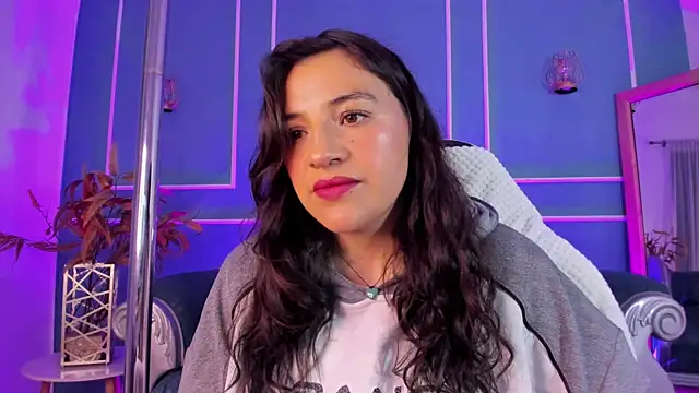 TaraTaylorr online show from 09-18-25, 02:13