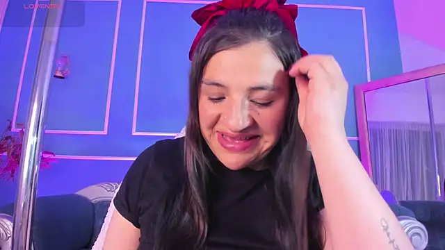 TaraTaylorr online show from 09-25-25, 02:37