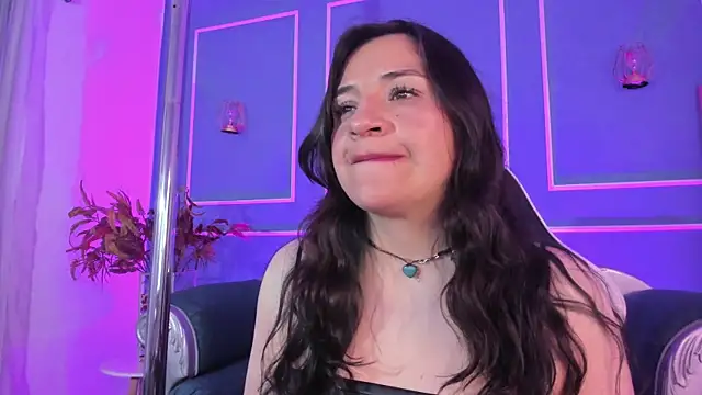 TaraTaylorr online show from 10-21-25, 02:45