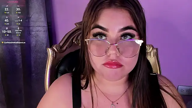 Snapshot of MadissonLee__ chatting on 11-12-25, 07:24 MadissonLee online show from 11-12-25, 07:24