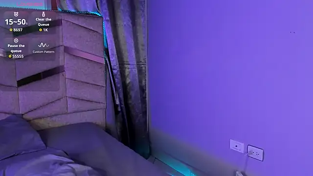 Snapshot of MadissonLee__ chatting on 12-04-25, 08:28 MadissonLee online show from 12-04-25, 08:28