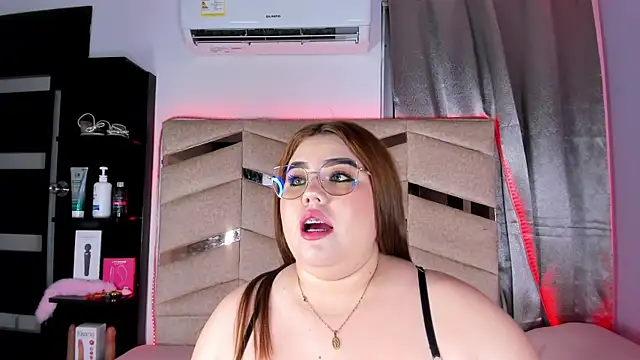 MadissonLee   online show from 04-28-26, 10:15