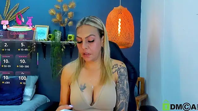 yessila parker online show from 11-11-25, 01:49