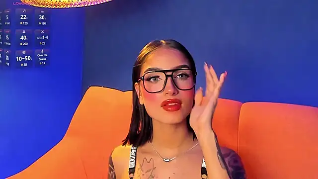 Snapshot of PeytonReeds chatting on 03-01-25, 06:11 PeytonReeds online show from 03-01-25, 06:11