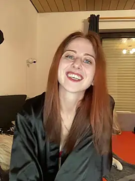 Snapshot of SweetSeraphine chatting on 03-05-25, 05:08 SweetSeraphine online show from 03-05-25, 05:08