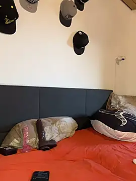 Snapshot of SweetSeraphine chatting on 03-21-25, 05:02 SweetSeraphine online show from 03-21-25, 05:02