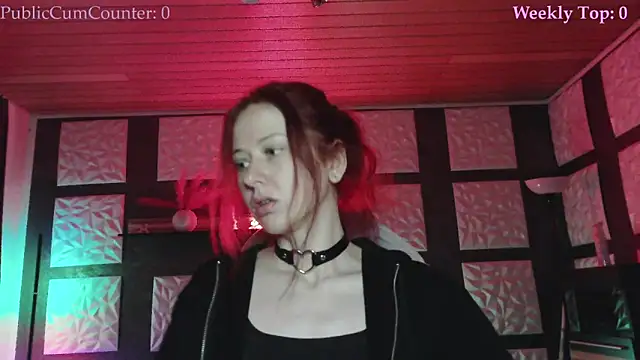 Snapshot of SweetSeraphine chatting on 12-16-25, 07:02 SweetSeraphine online show from 12-16-25, 07:02