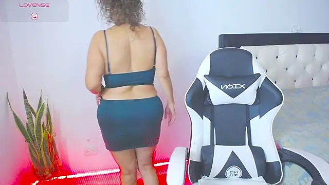 CarolinneFiotti online show from 10-28-25, 11:58