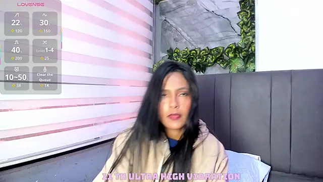 Snapshot of Fernanda_liie_ chatting on 11-11-25, 12:38 Fernanda liie online show from 11-11-25, 12:38