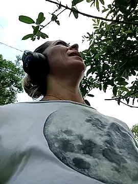 Sara Valkyri online show from 03-09-25, 03:05