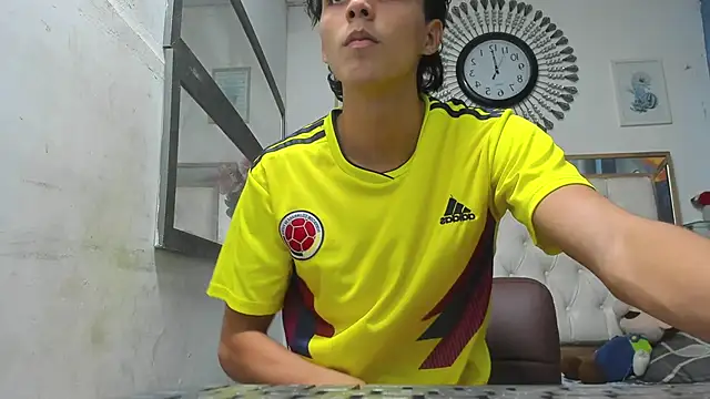 heiker  online show from 03-13-25, 05:22