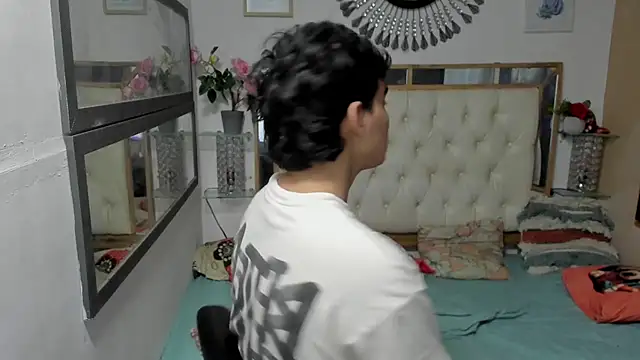 heiker  online show from 10-09-25, 02:42