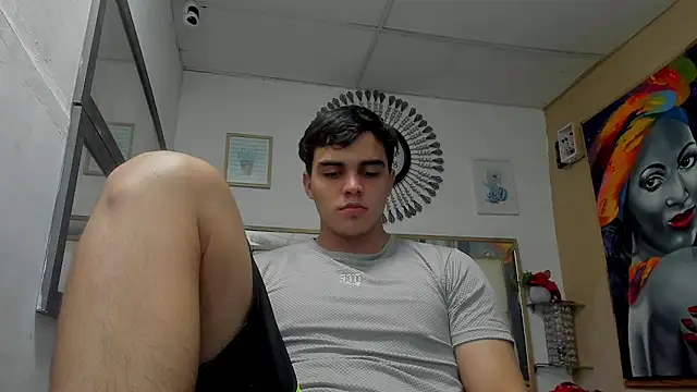 heiker  online show from 11-25-25, 02:33