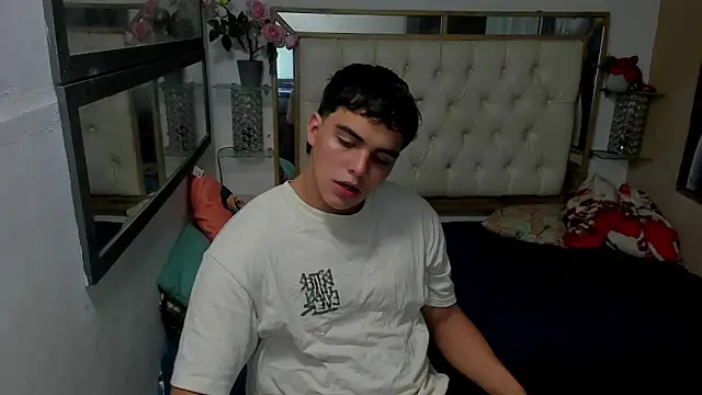 heiker  online show from 12-14-25, 02:39