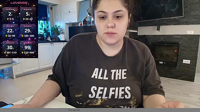 Layla- online show from 01-29-25, 09:23