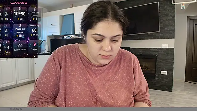 Layla- online show from 02-12-25, 09:20