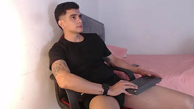 adam levis17 online show from 04-27-26, 06:33