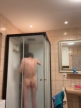 xy monkeyBigCock online show from 04-26-26, 09:23