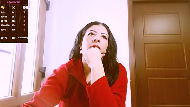 Alina eve online show from 04-18-26, 10:41