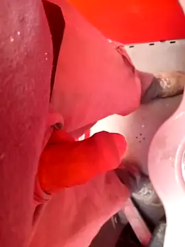 Snapshot of Mafiotul27 chatting on 03-19-25, 04:02 Mafiotul27 online show from 03-19-25, 04:02