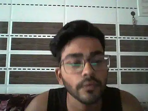 Snapshot of DoctorAlonee46 chatting on 09-16-25, 06:25 DoctorAlonee46 online show from 09-16-25, 06:25