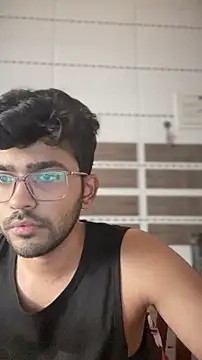 Snapshot of DoctorAlonee46 chatting on 09-24-25, 10:18 DoctorAlonee46 online show from 09-24-25, 10:18