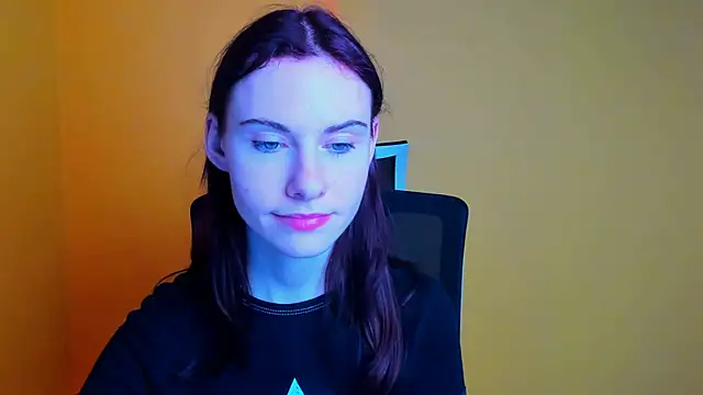 Fiona Night online show from 03-14-25, 12:21