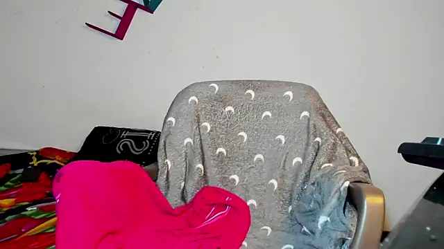 lady marianita  online show from 11-13-25, 01:21