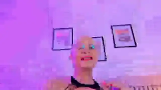 Snapshot of Lucy_Milf_68 chatting on 11-22-25, 10:47 Lucy Milf 68 online show from 11-22-25, 10:47