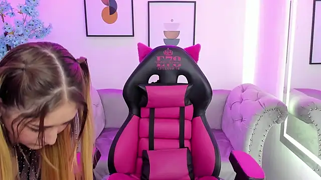 Agatha luxx online show from 03-12-25, 12:36