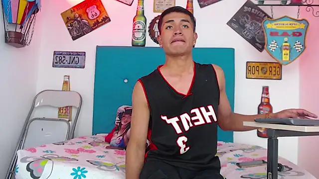 willians   0 online show from 03-05-25, 02:36