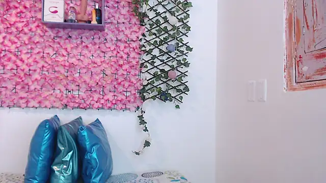 willians   0 online show from 10-09-25, 04:21